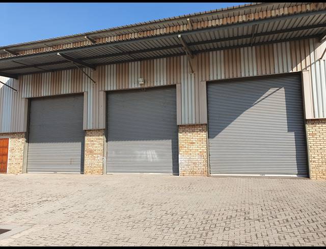 1,998M² WAREHOUSE TO LET IN AMALGAM